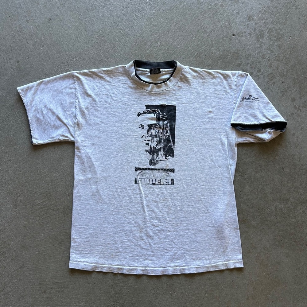 Vintage 90s George Gipp Shirt Size XL Gray Notre Dame Football Gippers Cafe